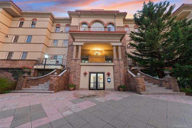 257 Central Avenue 1H, White Plains, NY 10606