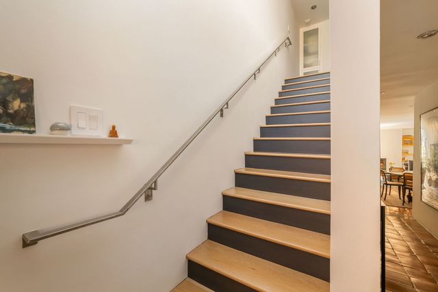 1033 Carol Drive 302, West Hollywood, CA 90069