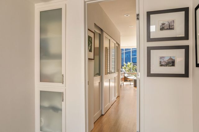 1033 Carol Drive 302, West Hollywood, CA 90069
