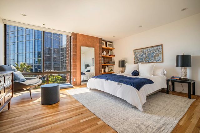 1033 Carol Drive 302, West Hollywood, CA 90069