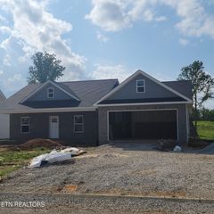 229 Mossy Rock Rd, Clinton, TN 37716