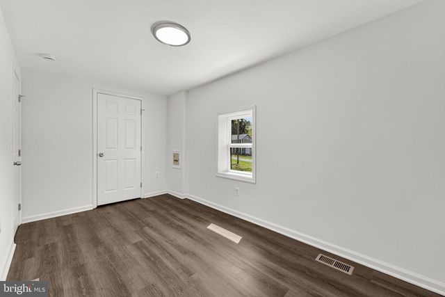 16920 OLIVER ST, Paeonian Springs, VA 20129