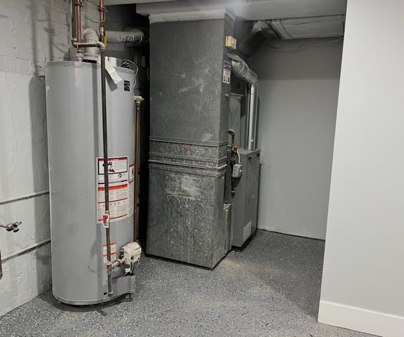 14535 S Parnell Avenue, Riverdale, IL 60827