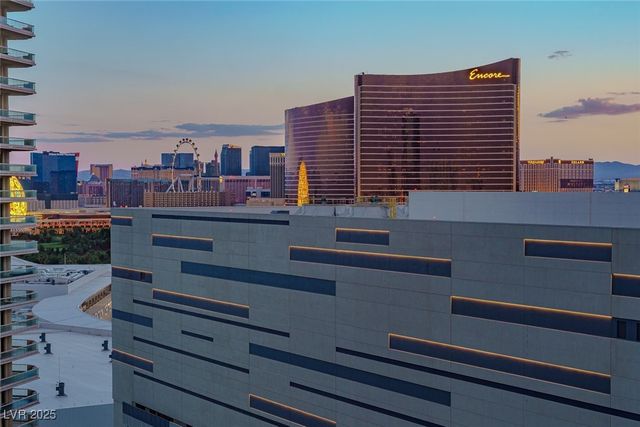 2747 Paradise Road 2305, Las Vegas, NV 89109