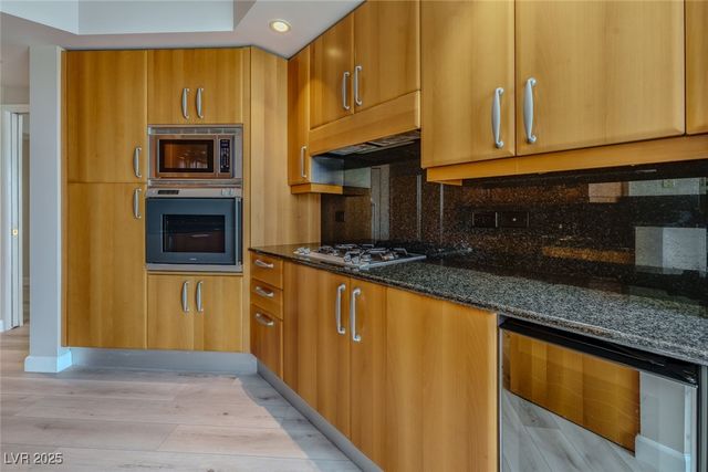 2747 Paradise Road 2305, Las Vegas, NV 89109