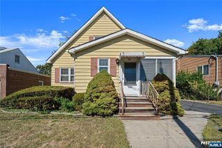 70 6th Street, Clifton, NJ 07011