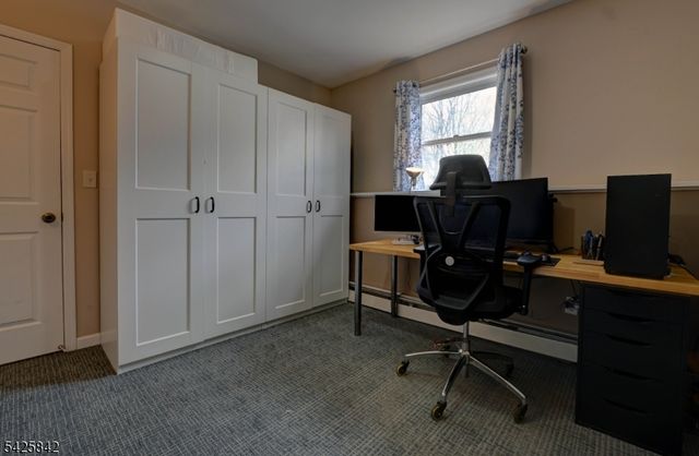 4 Birch Dr E, Vernon Twp., NJ 07422