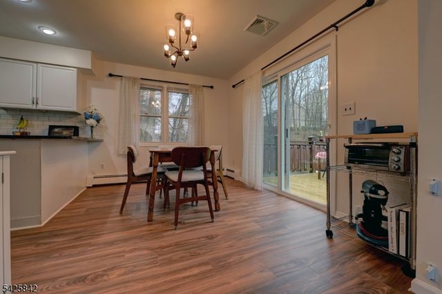 4 Birch Dr E, Vernon Twp., NJ 07422