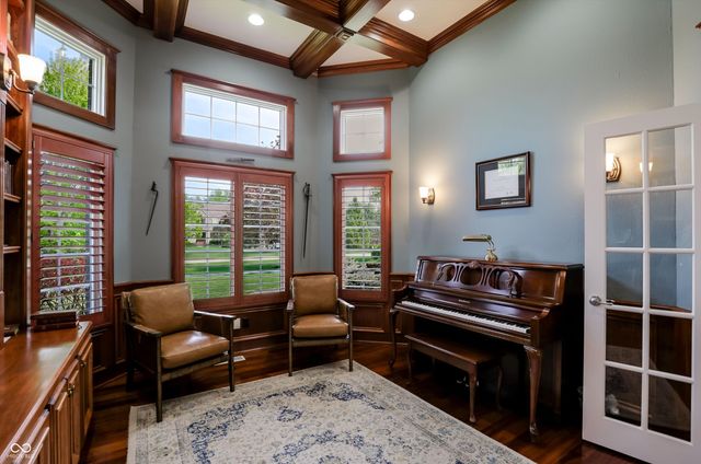 4075 Black Willow Court, Zionsville, IN 46077