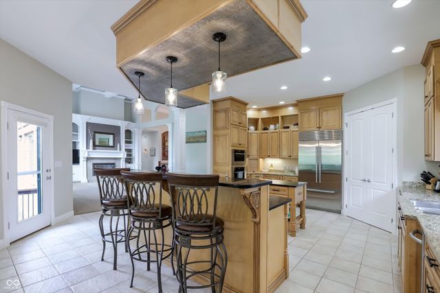 4075 Black Willow Court, Zionsville, IN 46077