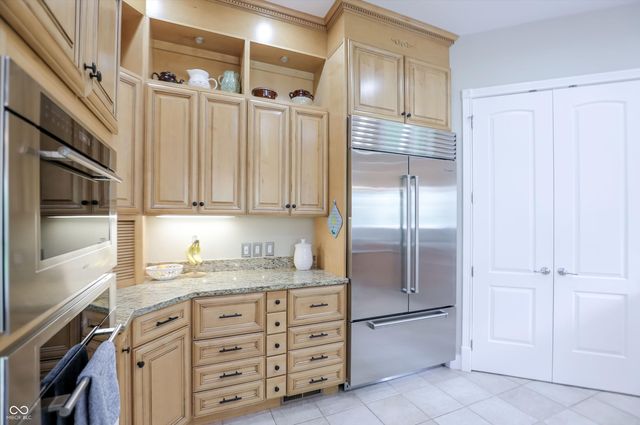 4075 Black Willow Court, Zionsville, IN 46077
