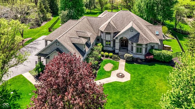 4075 Black Willow Court, Zionsville, IN 46077