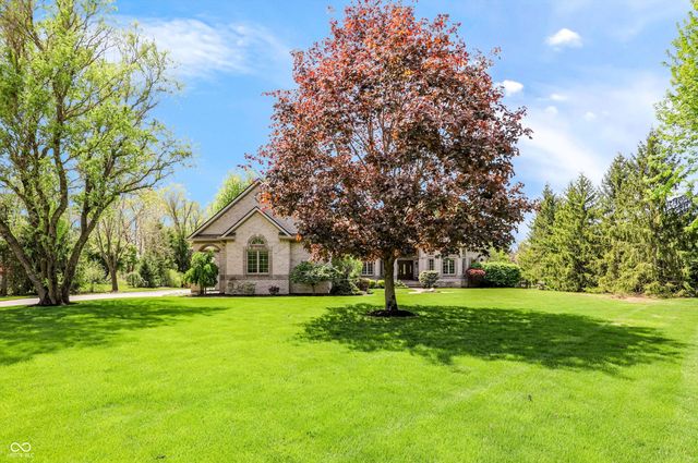 4075 Black Willow Court, Zionsville, IN 46077