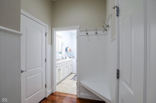 4075 Black Willow Court, Zionsville, IN 46077