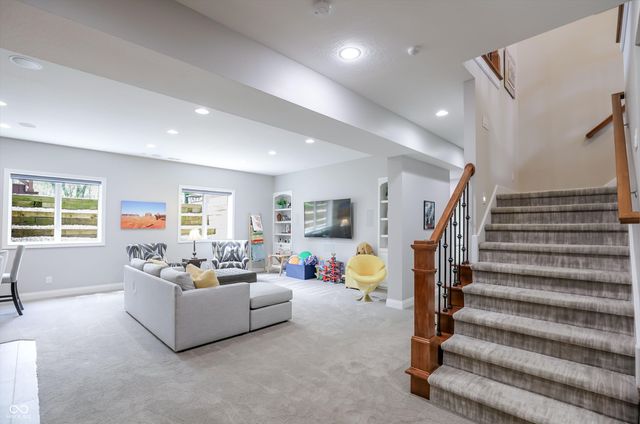 4075 Black Willow Court, Zionsville, IN 46077