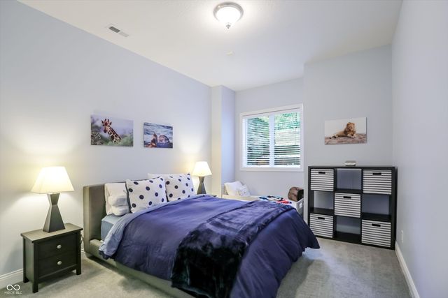 4075 Black Willow Court, Zionsville, IN 46077