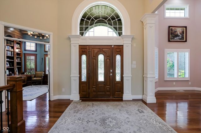 4075 Black Willow Court, Zionsville, IN 46077
