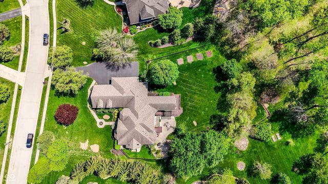 4075 Black Willow Court, Zionsville, IN 46077