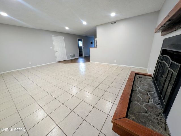 367 Connelly Street, Hawthorne, NV 89415