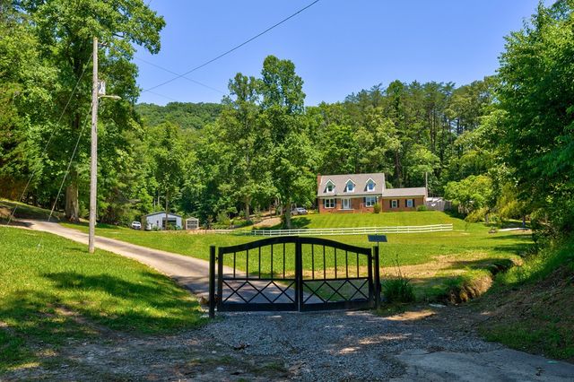 772 Marrestop Road, Murphy, NC 28906