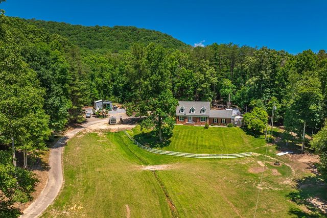 772 Marrestop Road, Murphy, NC 28906