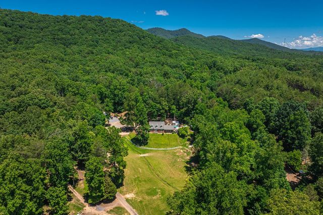772 Marrestop Road, Murphy, NC 28906