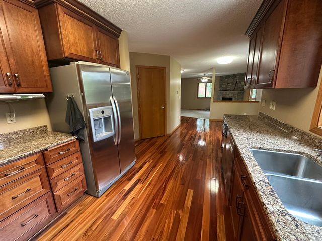 1702 15th Street SW, Willmar, MN 56201