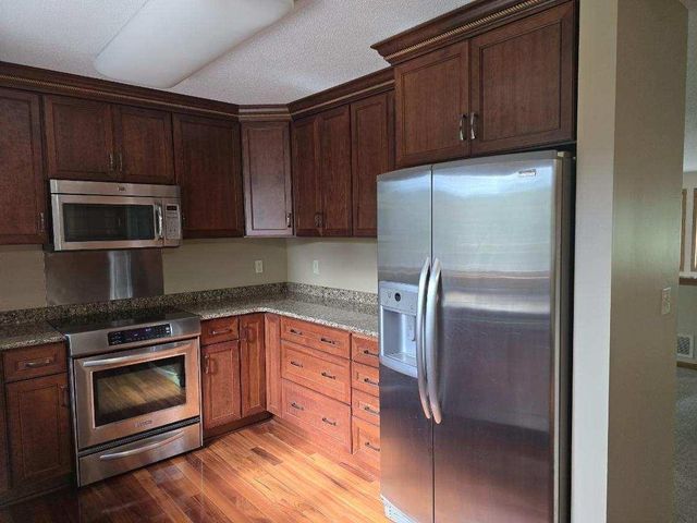 1702 15th Street SW, Willmar, MN 56201