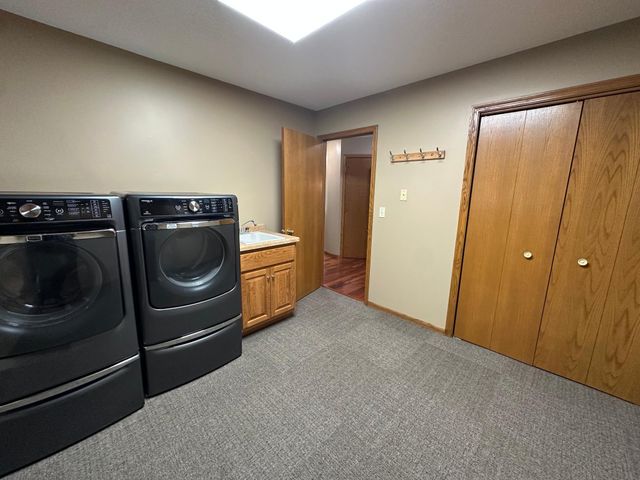 1702 15th Street SW, Willmar, MN 56201