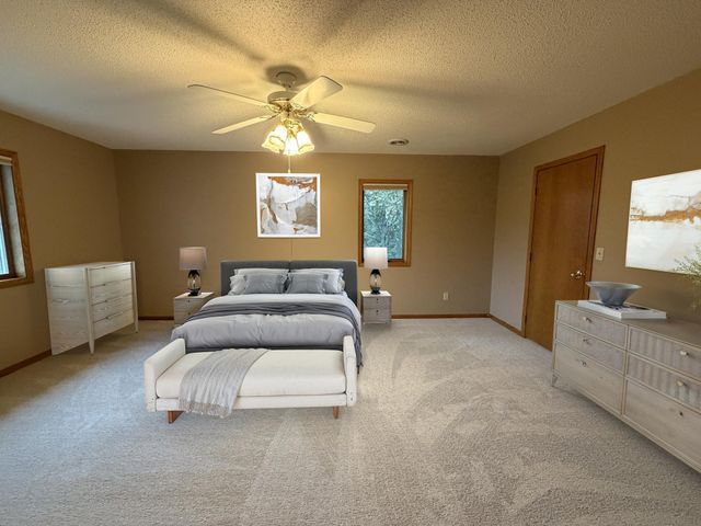 1702 15th Street SW, Willmar, MN 56201