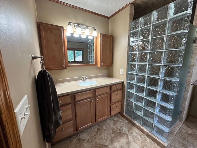 1702 15th Street SW, Willmar, MN 56201