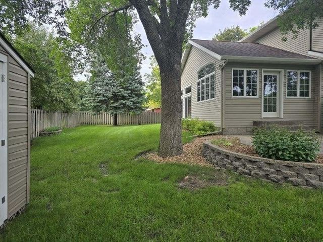 1702 15th Street SW, Willmar, MN 56201