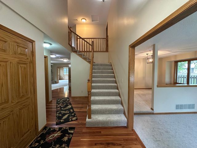 1702 15th Street SW, Willmar, MN 56201