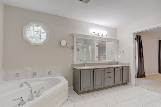4311 Stonegarden Lane, Newburgh, IN 47630