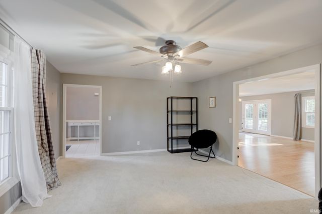 4311 Stonegarden Lane, Newburgh, IN 47630