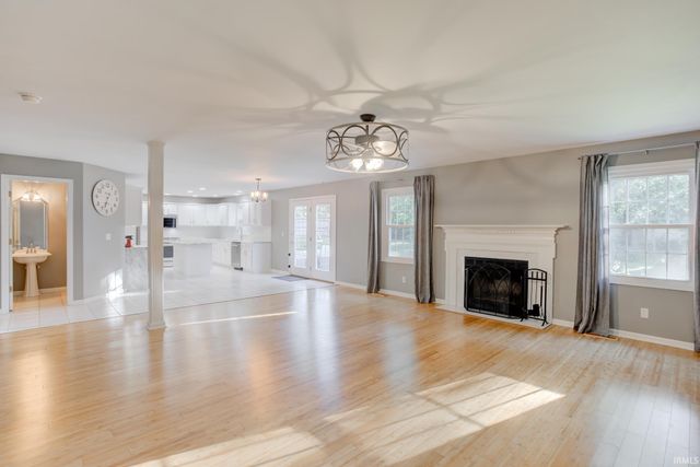 4311 Stonegarden Lane, Newburgh, IN 47630
