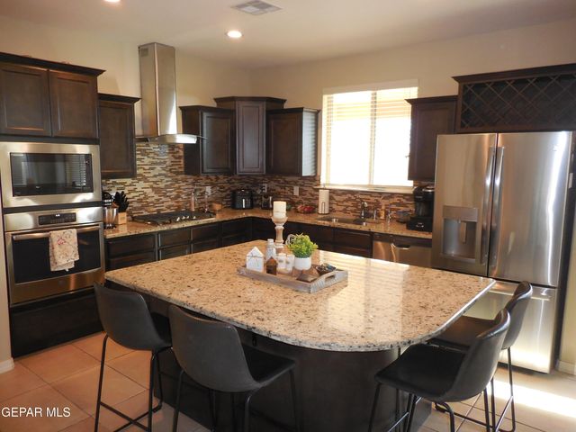 12680 Katherine Brennard Road, El Paso, TX 79928