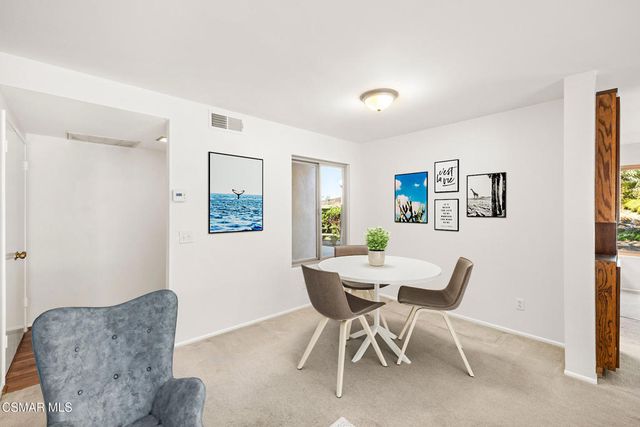 224 Oakleaf Drive 105, Thousand Oaks, CA 91360