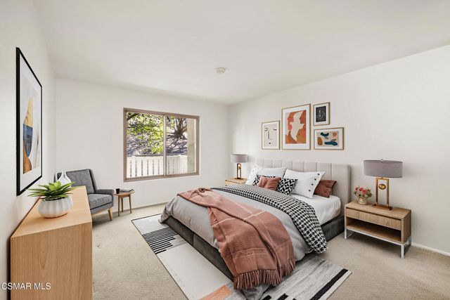 224 Oakleaf Drive 105, Thousand Oaks, CA 91360