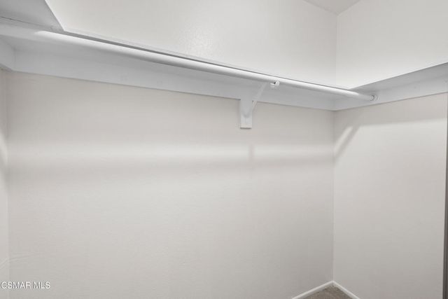 224 Oakleaf Drive 105, Thousand Oaks, CA 91360