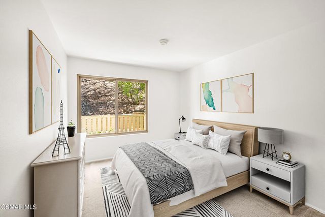 224 Oakleaf Drive 105, Thousand Oaks, CA 91360