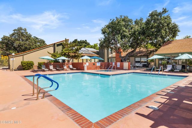 224 Oakleaf Drive 105, Thousand Oaks, CA 91360