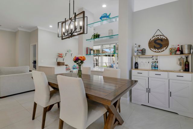 167 E Hampton Way, Jupiter, FL 33458