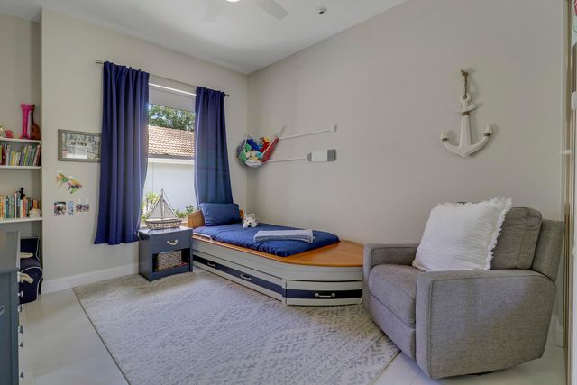 167 E Hampton Way, Jupiter, FL 33458