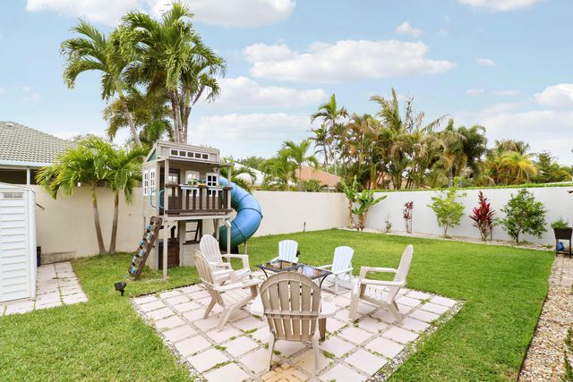 167 E Hampton Way, Jupiter, FL 33458