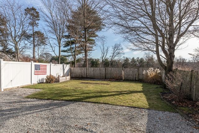 1076 Adams St, Boston, MA 02124