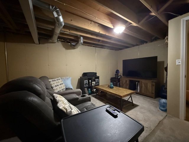 938 Nantucket Drive, Janesville, WI 53546