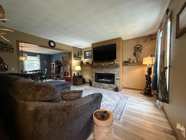 938 Nantucket Drive, Janesville, WI 53546