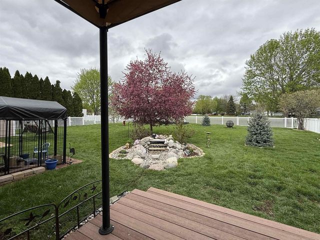 938 Nantucket Drive, Janesville, WI 53546