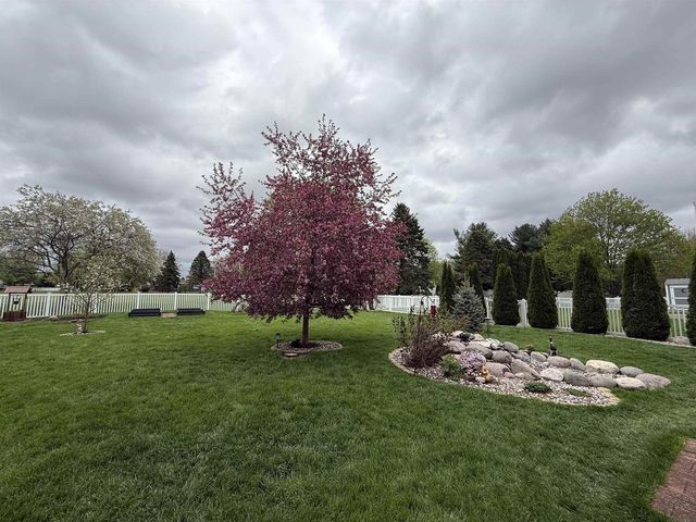 938 Nantucket Drive, Janesville, WI 53546